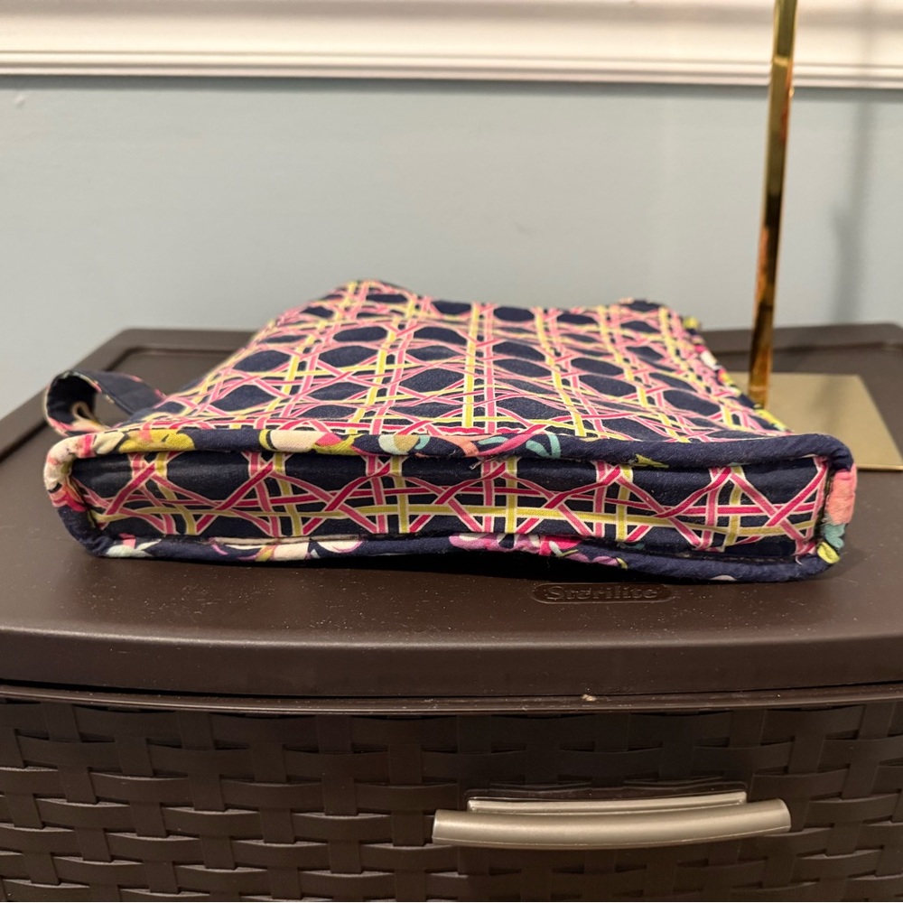 Vera Bradley Crossbody Hipster Bag Ribbons Retired Pattern Adjustable Strap 2012 - Picture 11 of 12